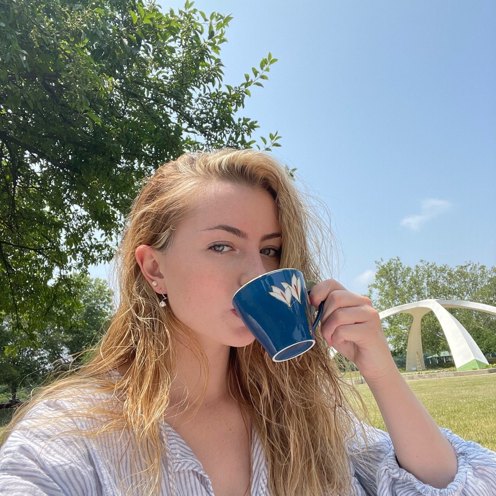 Meet your Posher, Emma